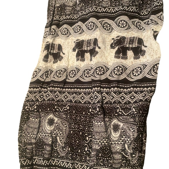 Black White Elephant Print Pants - Picture 2 of 2